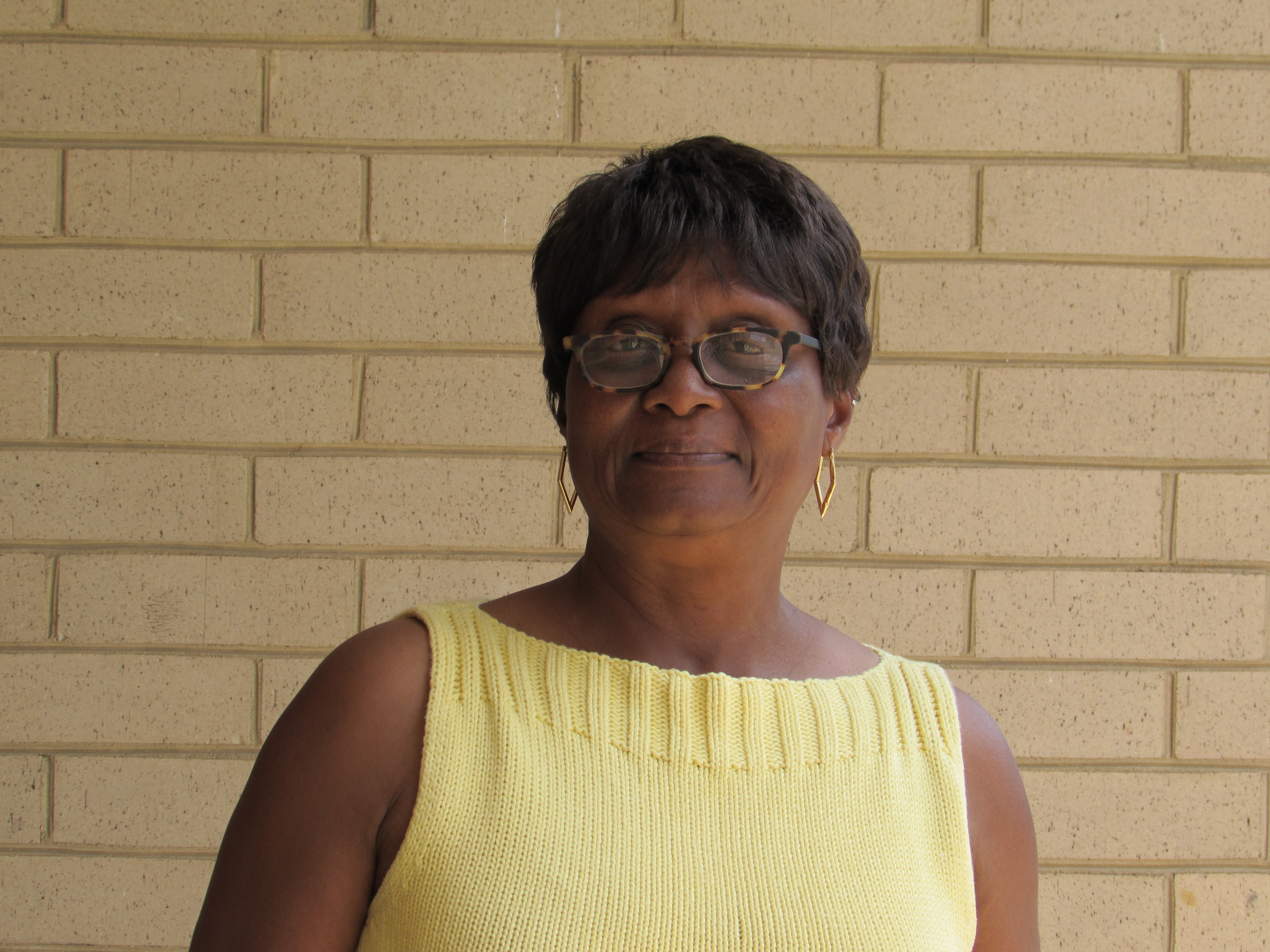 Gwen Tyson : Front Desk/Classifieds
