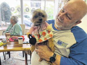 Animal shelter, coffee shop collab on pet costume contest