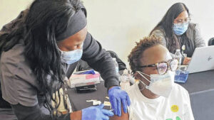 Advocacy groups host vaccine clinic