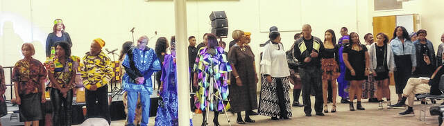In a special moment of the night, the program openened with The Processional of the Elders and Children.
Lauren Monica | Anson Record